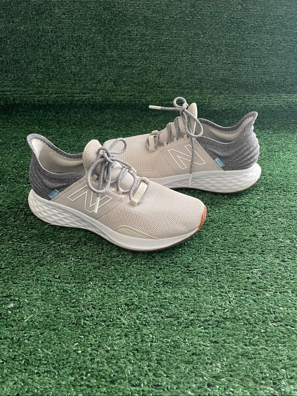 New Balance Women’s Fresh Foam Roav WROAVTG Sneakers Running Shoes Size 9